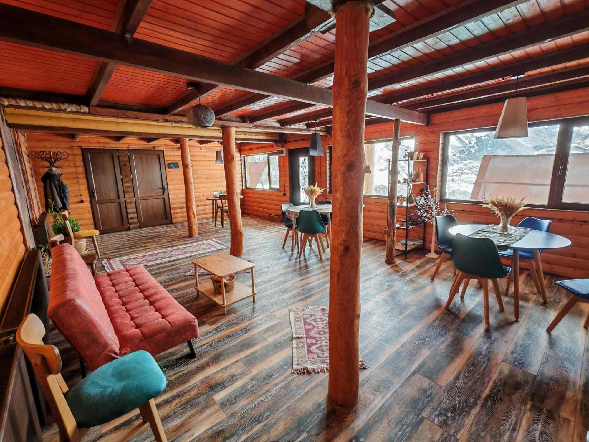 Alone Cottage Kazbegi Habitación foto